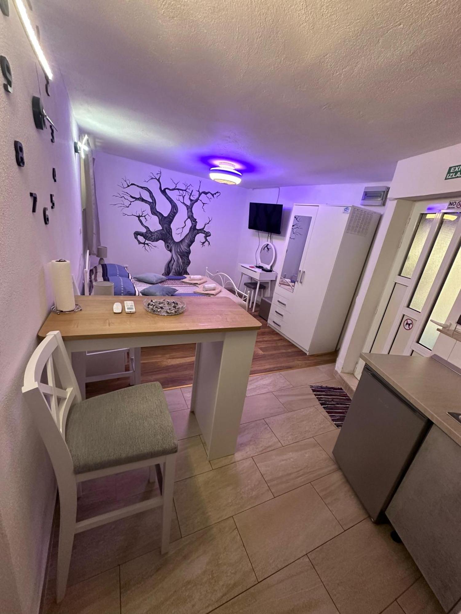 Studio Apartman M&M Split Exteriör bild